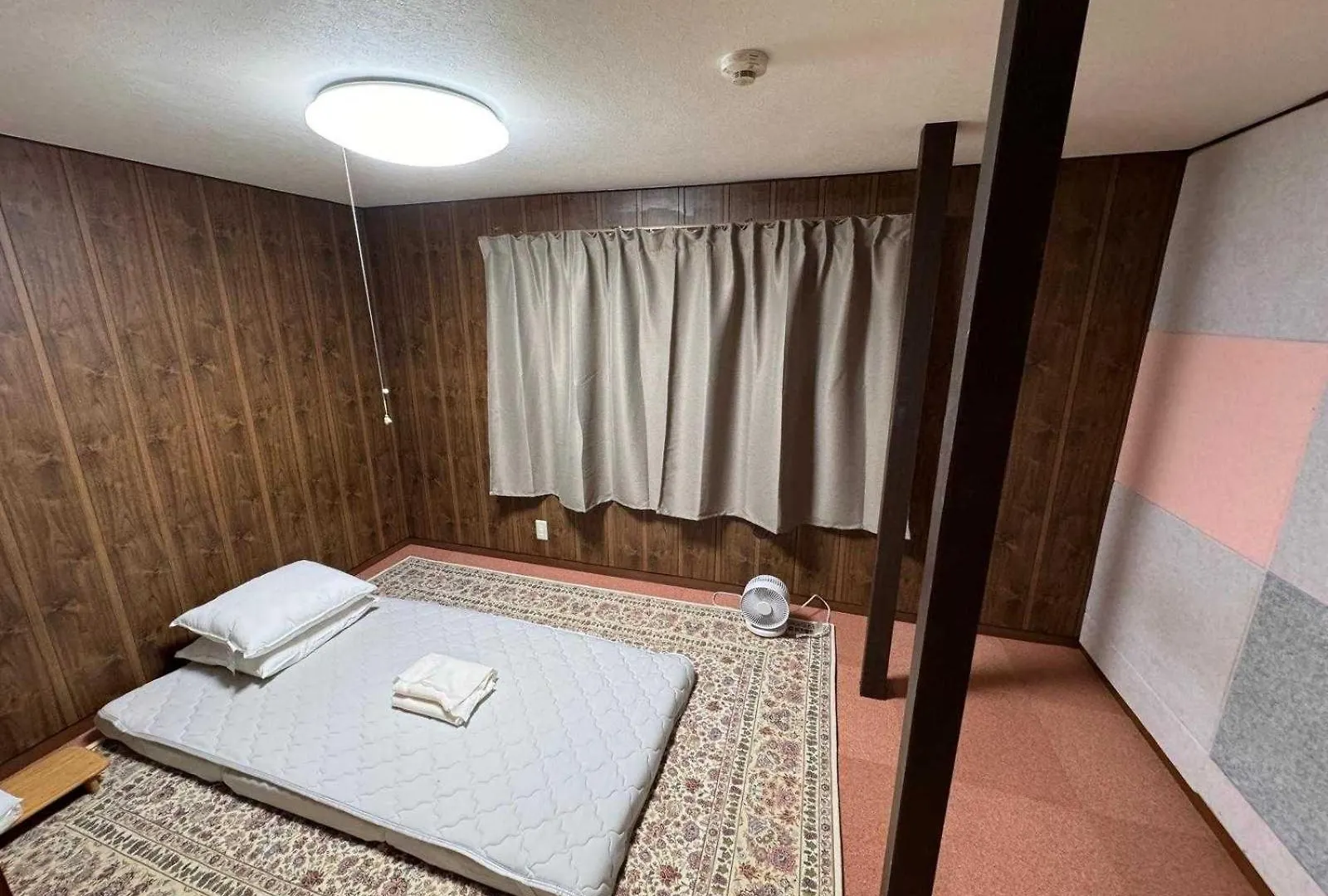 Villa The Nomad Inn Osaka
