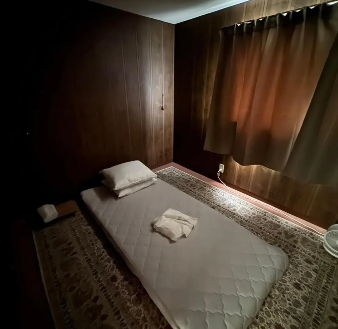 Villa The Nomad Inn Osaka