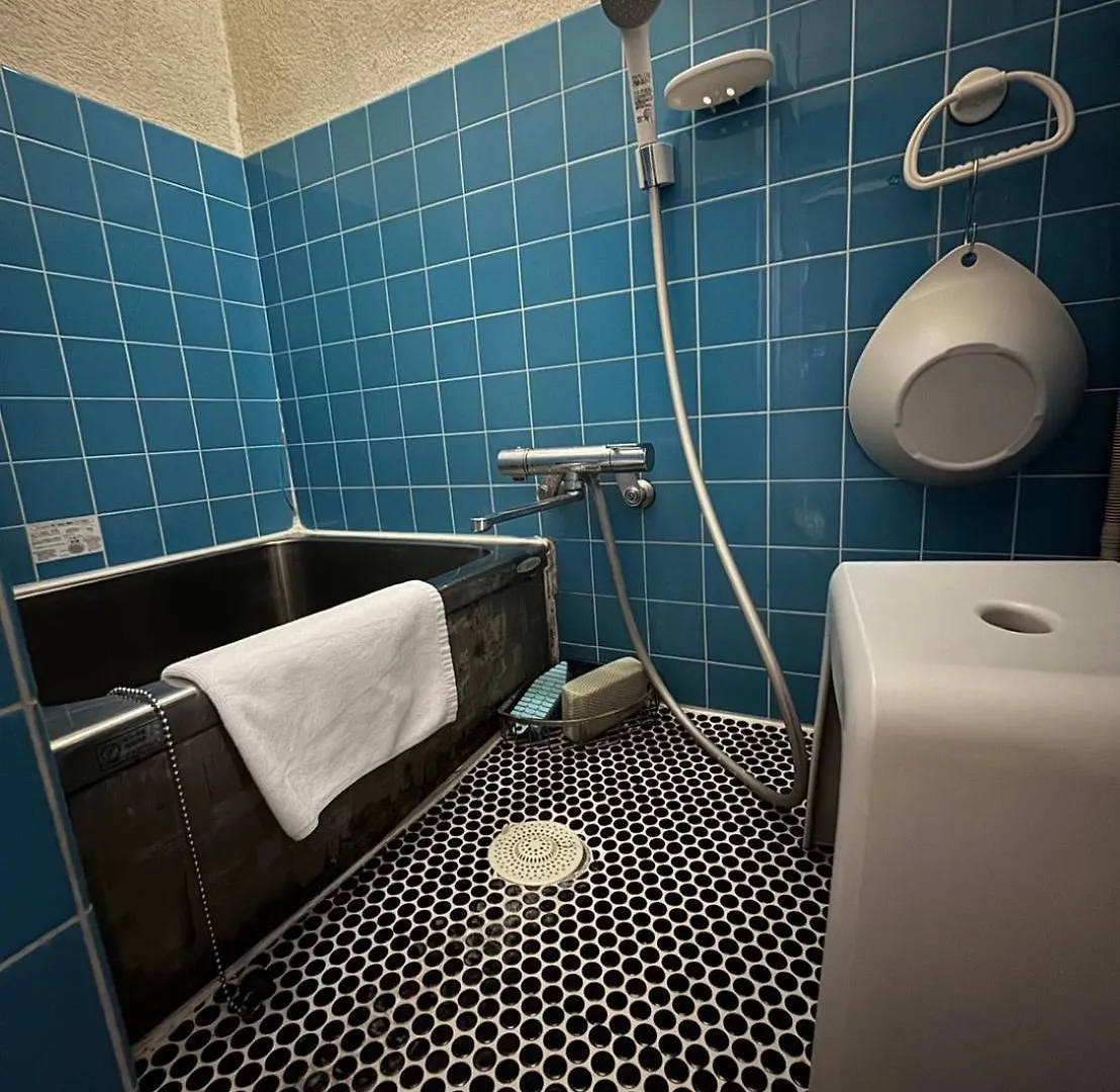 The Nomad Inn Osaka Villa